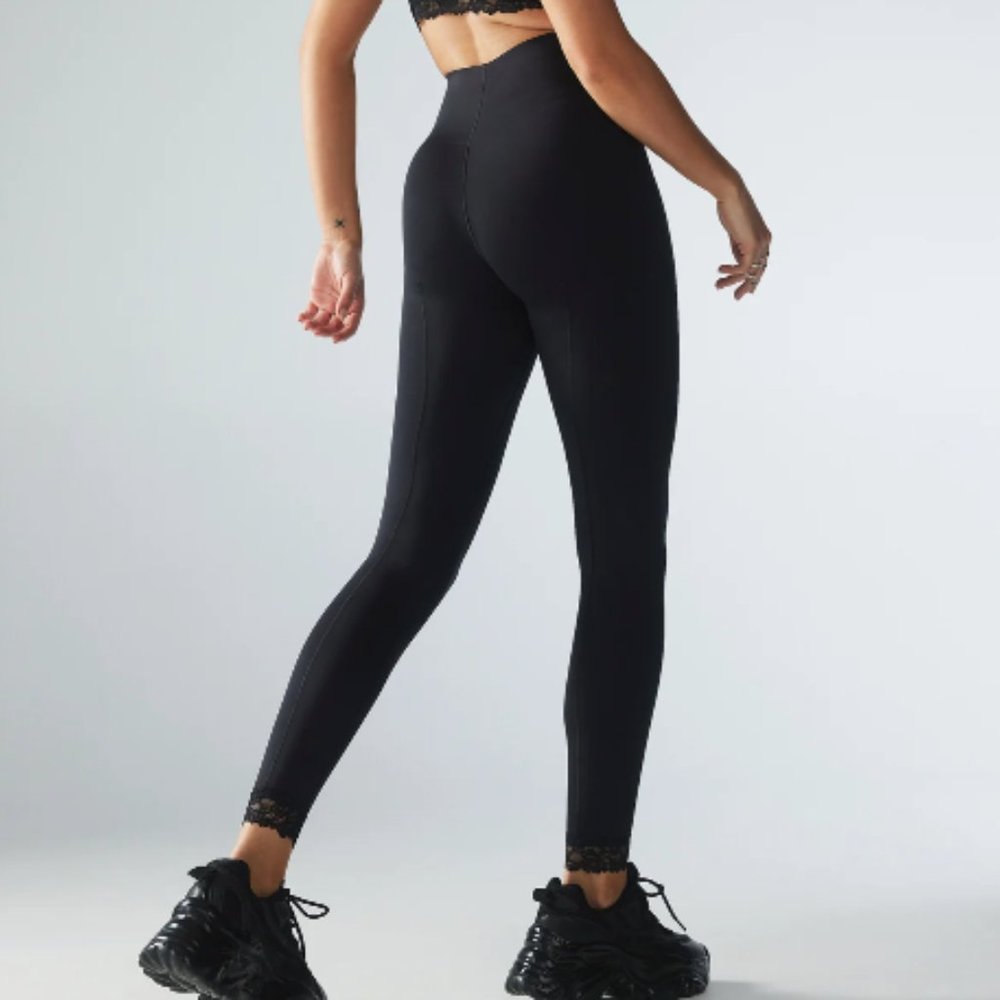 Savage X Fenty Hotline Lace-Trimmed High-Waist Black Legging XS